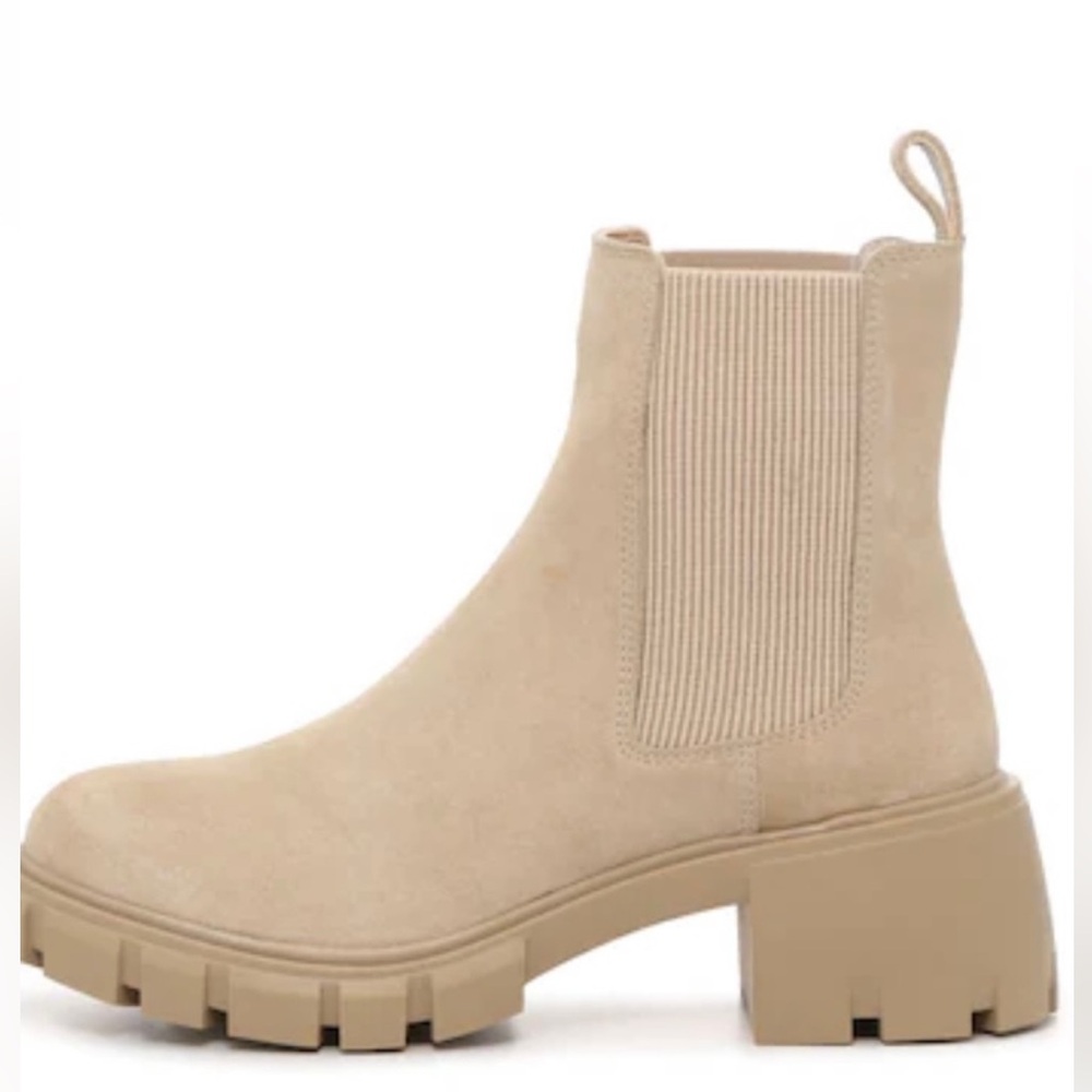 Steve Madden boots